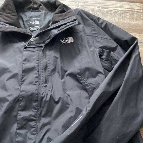 Men’s NorthFace jacket waterproof size XL. BRAND NEW with tags - Picture 3 of 5